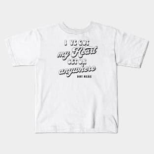 I´ve got my heart set on anywhere but here Kids T-Shirt